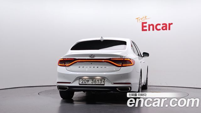 Hyundai Grandeur (IG) 3.0 Exclusive Special 2019 — фото 4