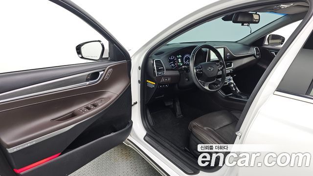 Hyundai Grandeur (IG) 3.0 Exclusive Special 2019 — фото 10