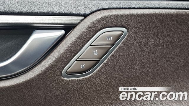 Hyundai Grandeur (IG) 3.0 Exclusive Special 2019 — фото 17