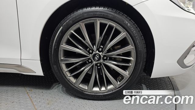 Hyundai Grandeur (IG) 3.0 Exclusive Special 2019 — фото 21
