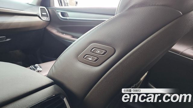 Hyundai Grandeur (IG) 3.0 Exclusive Special 2019 — фото 33