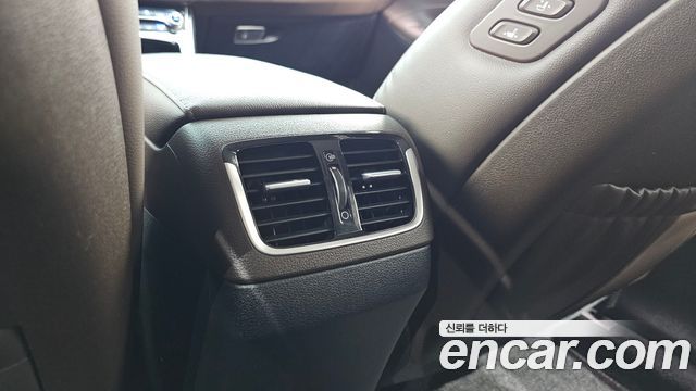 Hyundai Grandeur (IG) 3.0 Exclusive Special 2019 — фото 34
