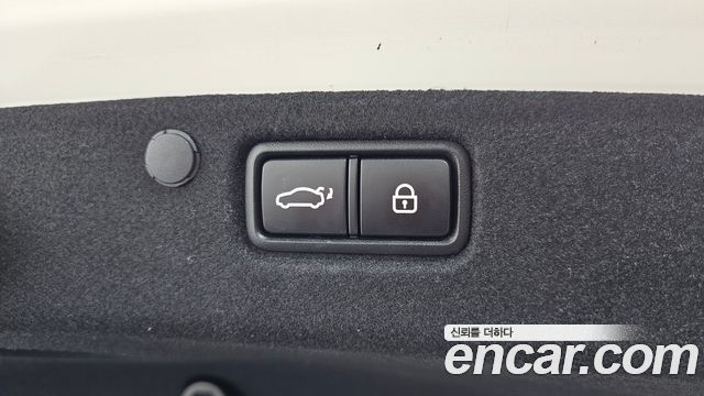 Hyundai Grandeur (IG) 3.0 Exclusive Special 2019 — фото 35