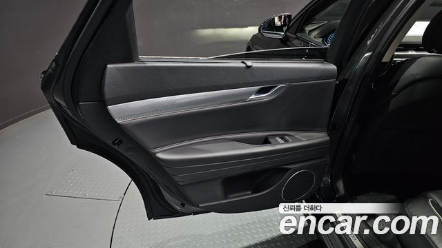 Genesis G80 (RG3) Gasoline 2.5 Turbo AWD 2021 — фото 25