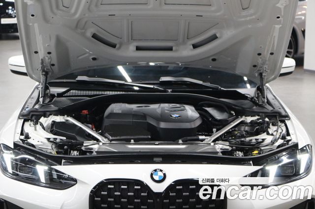 BMW 4 Series (G22) 420i M Sport Pro Convertible 2025 — фото 6