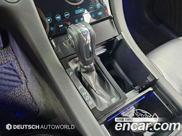 Ford Taurus 2.0 Limited EcoBoost 6th 2016 — фото 9