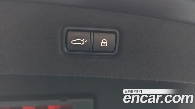 Genesis G90 3.8 AWD Luxury 2020 — фото 34