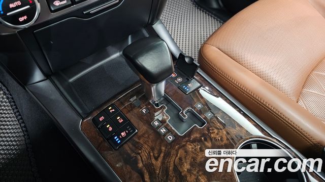 Kia Mohave Diesel 3.0 4WD President 2018 — фото 9