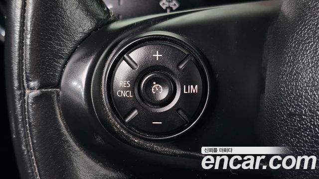 MINI Cooper D 5Door HIGH 3rd 2016 — фото 16