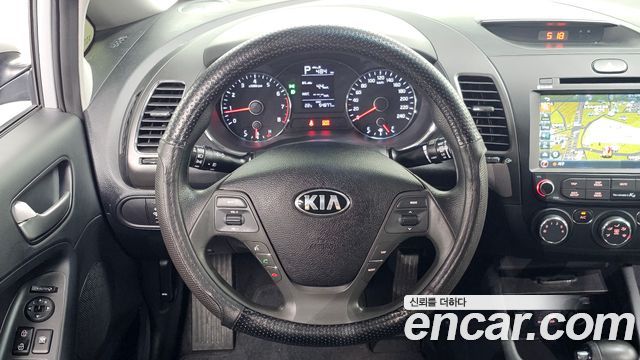 Kia K3 Deluxe 2017 — фото 16
