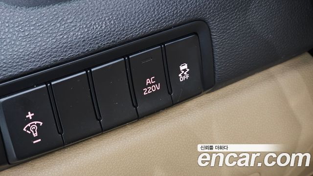 Kia Carnival 9-seater Noblesse 2016 — фото 14