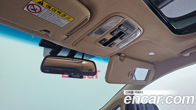 Kia Carnival 9-seater Noblesse 2016 — фото 30