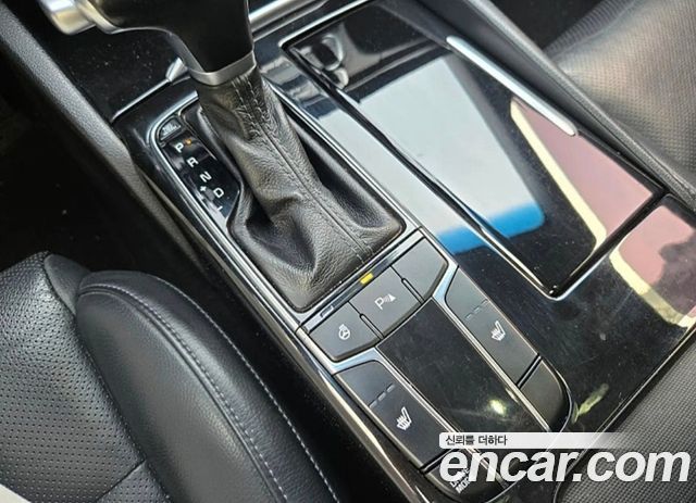 Kia K7 3.0 LPI Prestige (Rental Car) 2016 — фото 8
