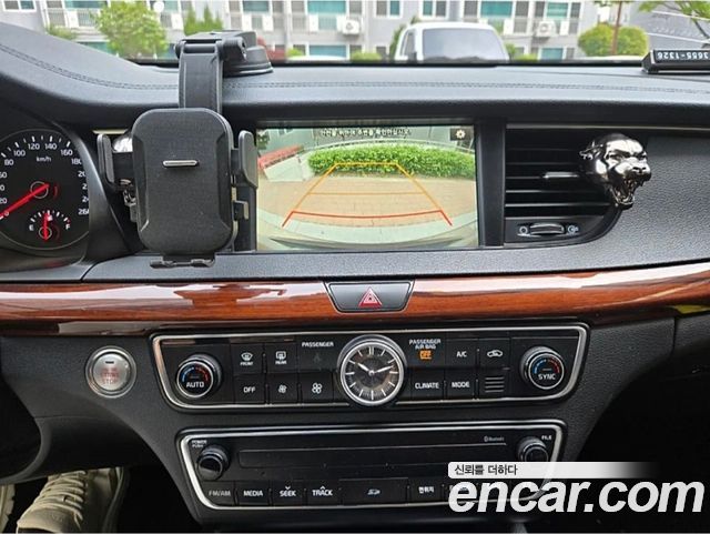 Kia K7 3.0 LPI Prestige (Rental Car) 2016 — фото 18