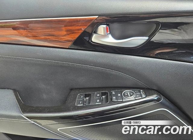 Kia K7 3.0 LPI Prestige (Rental Car) 2016 — фото 19