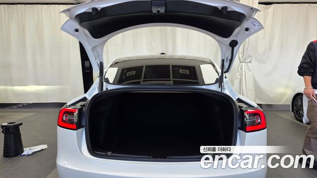 Tesla Model 3 Long Range AWD 2022 — фото 24