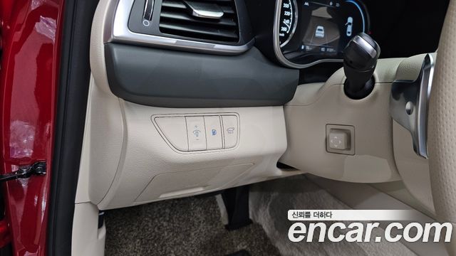 Genesis G70 Gasoline 2.0T 2WD 2021 — фото 16