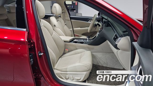 Genesis G70 Gasoline 2.0T 2WD 2021 — фото 26