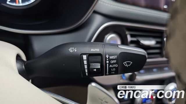 Genesis G70 Gasoline 2.0T 2WD 2021 — фото 35