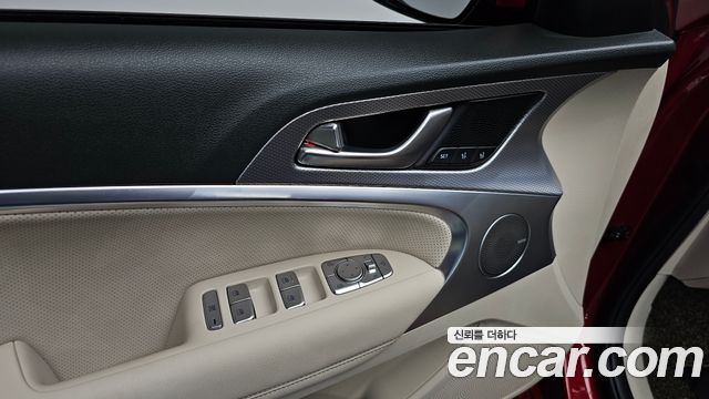 Genesis G70 Gasoline 2.0T 2WD 2021 — фото 38