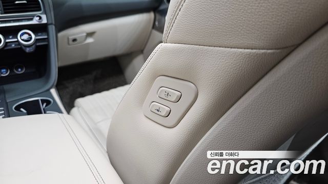 Genesis G70 Gasoline 2.0T 2WD 2021 — фото 40