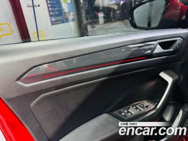 Volkswagen T-Roc 2.0 TDI Premium 2021 — фото 10