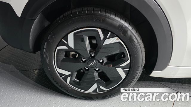 Kia Niro EV Air 2023 — фото 5