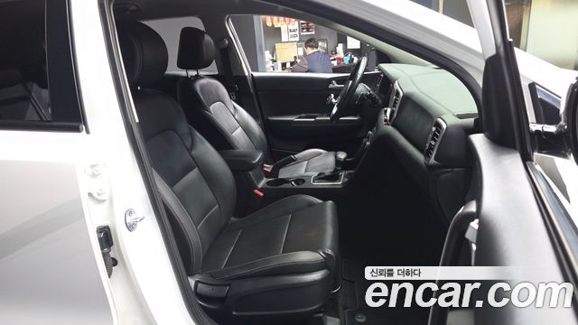 Kia Sportage (IV) Diesel 1.7 2WD Trendy 2018 — фото 11