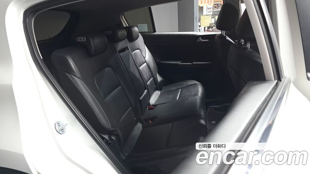 Kia Sportage (IV) Diesel 1.7 2WD Trendy 2018 — фото 12