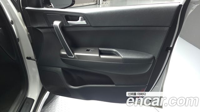 Kia Sportage (IV) Diesel 1.7 2WD Trendy 2018 — фото 24