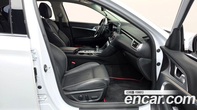 Genesis G70 2.2D AWD Supreme 2018 — фото 15