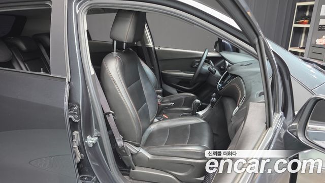Chevrolet Trax 1.4 LT Deluxe 2018 — фото 11