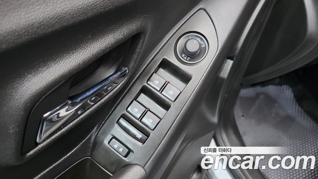 Chevrolet Trax 1.4 LT Deluxe 2018 — фото 13