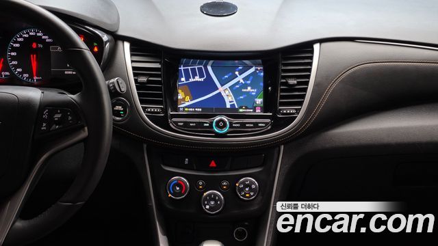 Chevrolet Trax 1.4 LT Deluxe 2018 — фото 27