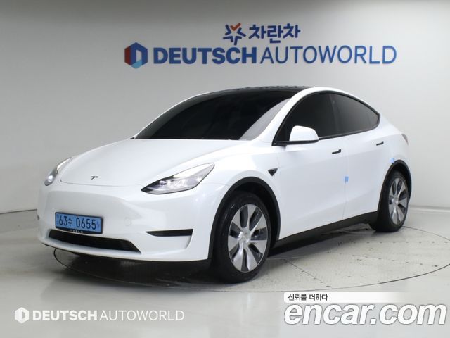 Tesla Model Y RWD