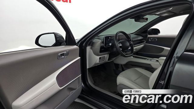 Hyundai Ioniq 6 Long Range Exclusive + 2023 — фото 10