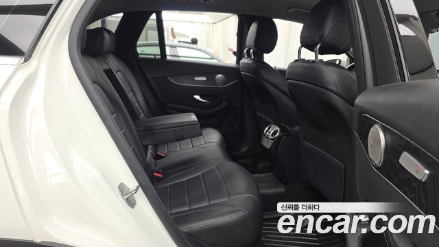 Mercedes-Benz GLC-Class (X253) GLC300 4MATIC 2019 — фото 12