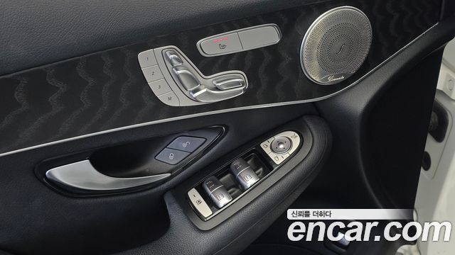 Mercedes-Benz GLC-Class (X253) GLC300 4MATIC 2019 — фото 28