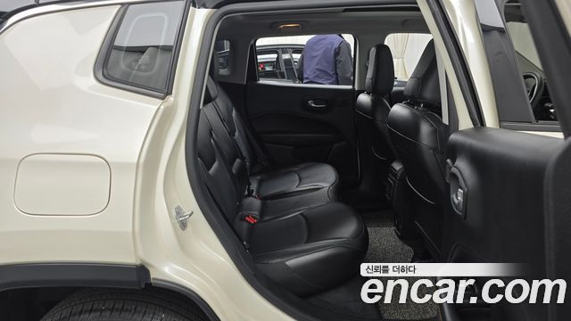 Jeep Compass (II) 2.4 Limitied AWD 2019 — фото 11