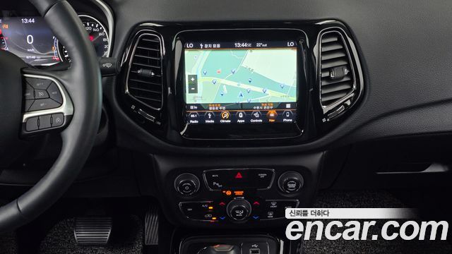 Jeep Compass (II) 2.4 Limitied AWD 2019 — фото 12