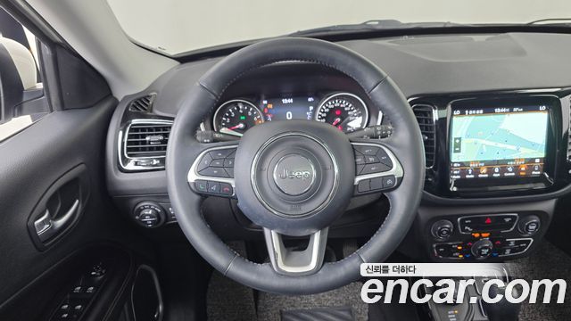 Jeep Compass (II) 2.4 Limitied AWD 2019 — фото 13