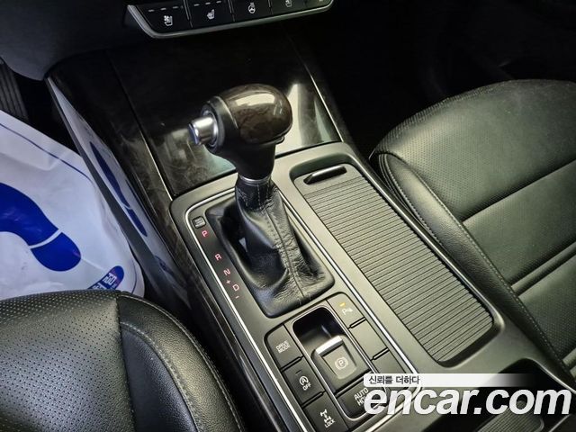 Kia Sorento Diesel 2.0 4WD Noblesse 2015 — фото 8
