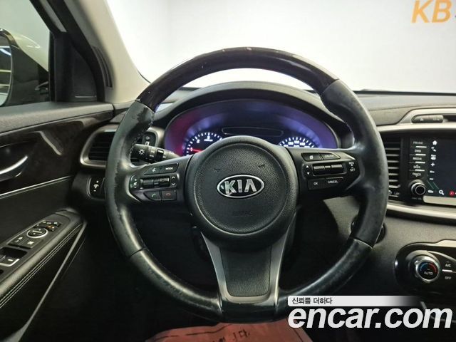 Kia Sorento Diesel 2.0 4WD Noblesse 2015 — фото 9