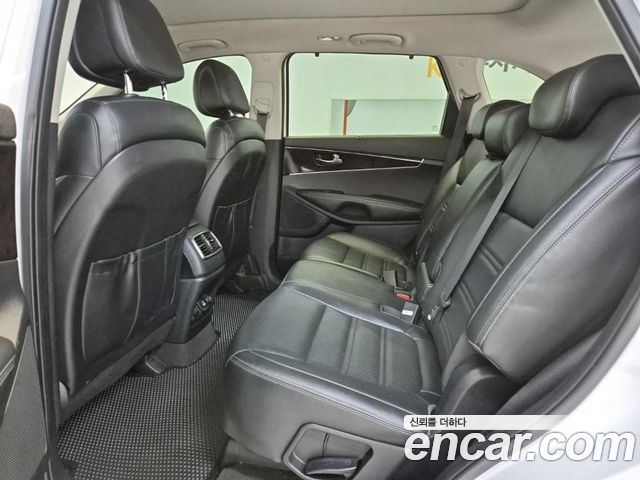 Kia Sorento Diesel 2.0 4WD Noblesse 2015 — фото 16