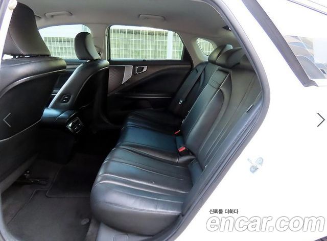 Kia K8 2.5 Gasoline 2WD Noblesse 2022 — фото 6