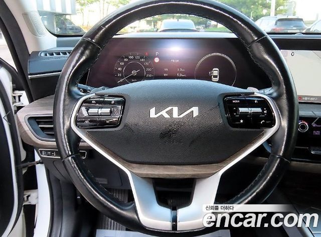 Kia K8 2.5 Gasoline 2WD Noblesse 2022 — фото 8