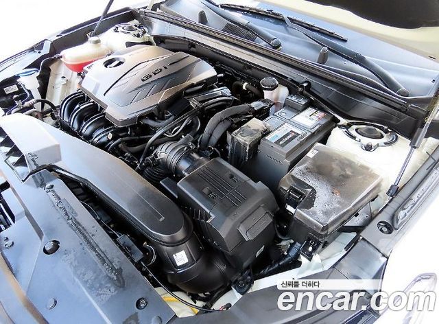 Kia K8 2.5 Gasoline 2WD Noblesse 2022 — фото 23