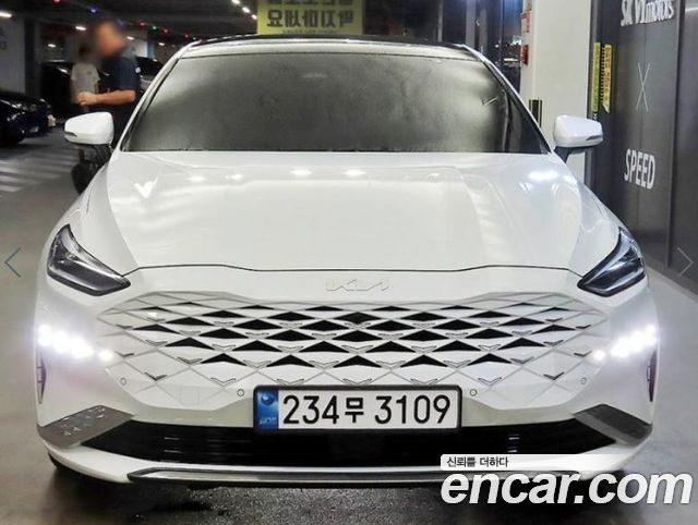 Kia K8 Hybrid Signature Special