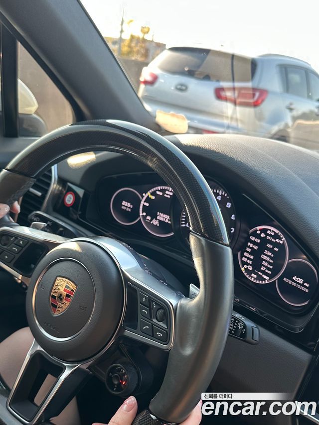 Porsche Cayenne (PO536) 3.0 E-Hybrid 2020 — фото 8
