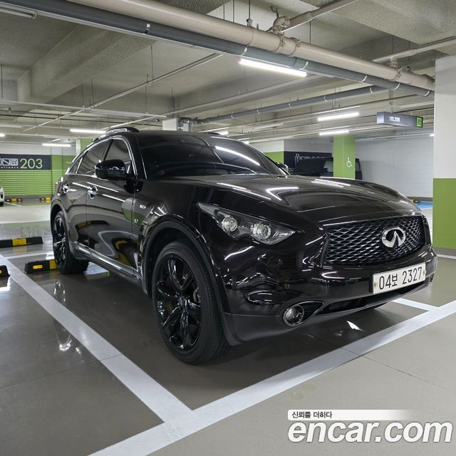 Infiniti QX70 3.7 AWD